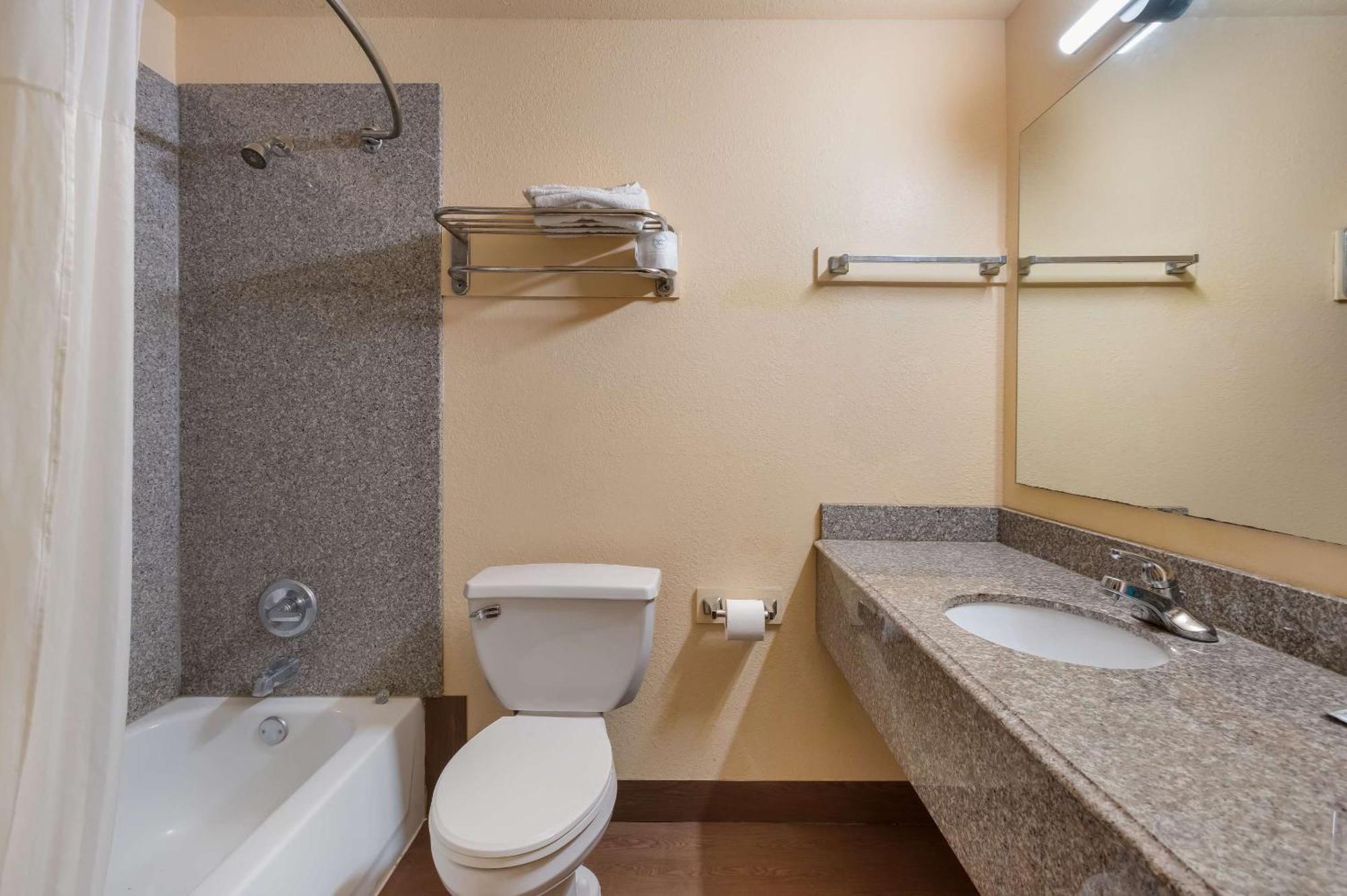 Rodeway Inn & Suites East Nowy Orlean Zewnętrze zdjęcie